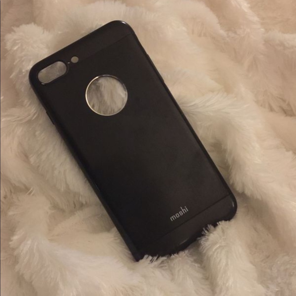 Black moshi iPhone 6 Plus case